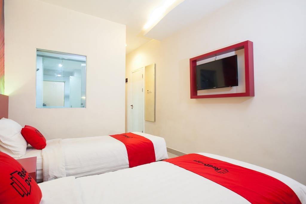 Reddoorz Near Hawaii Water Park Hotel Malang Exterior foto