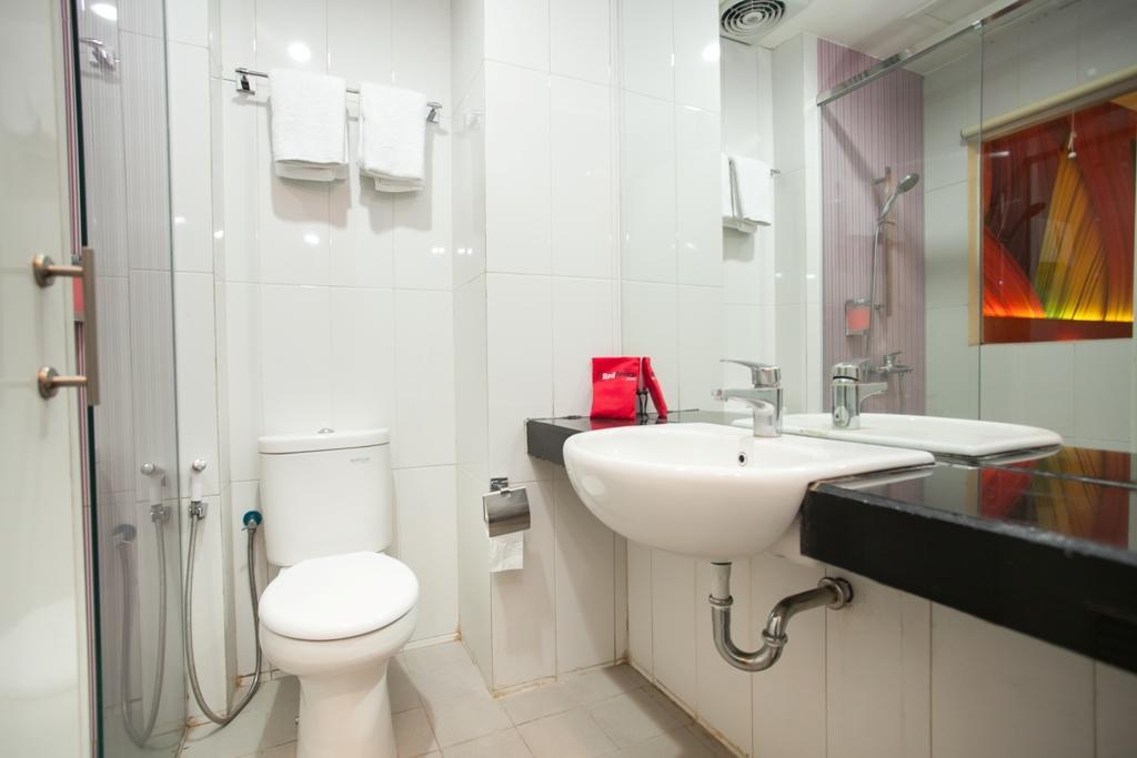 Reddoorz Near Hawaii Water Park Hotel Malang Exterior foto